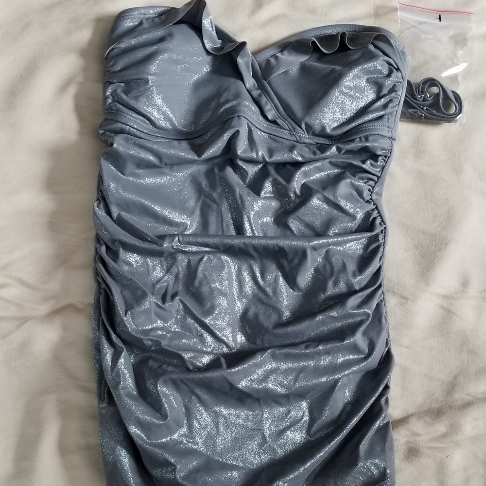 One piece bathing suit